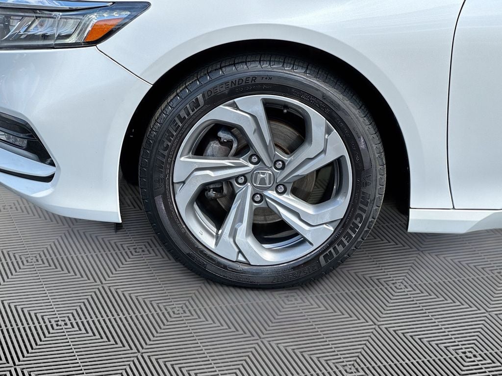 2018 Honda Accord EX-L w/Navigation