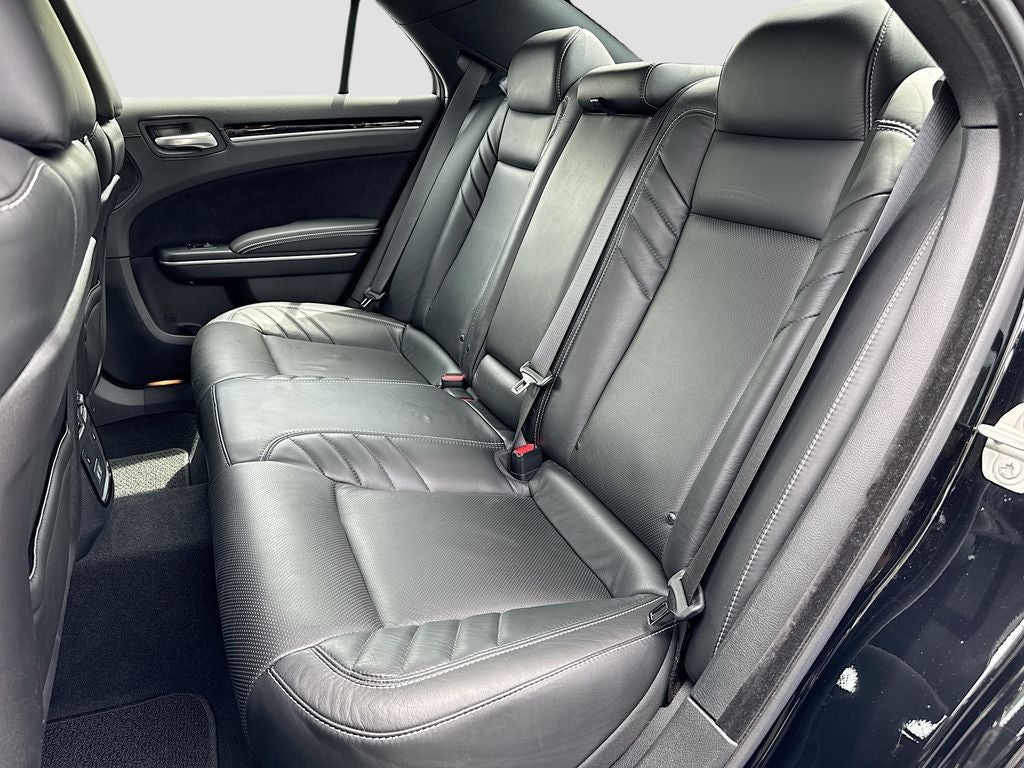 2023 Chrysler 300 C