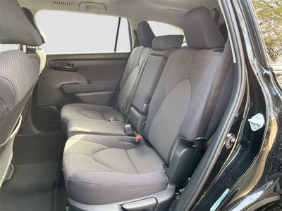 2023 Toyota Highlander LE