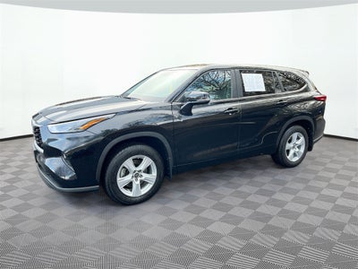 2023 Toyota Highlander LE