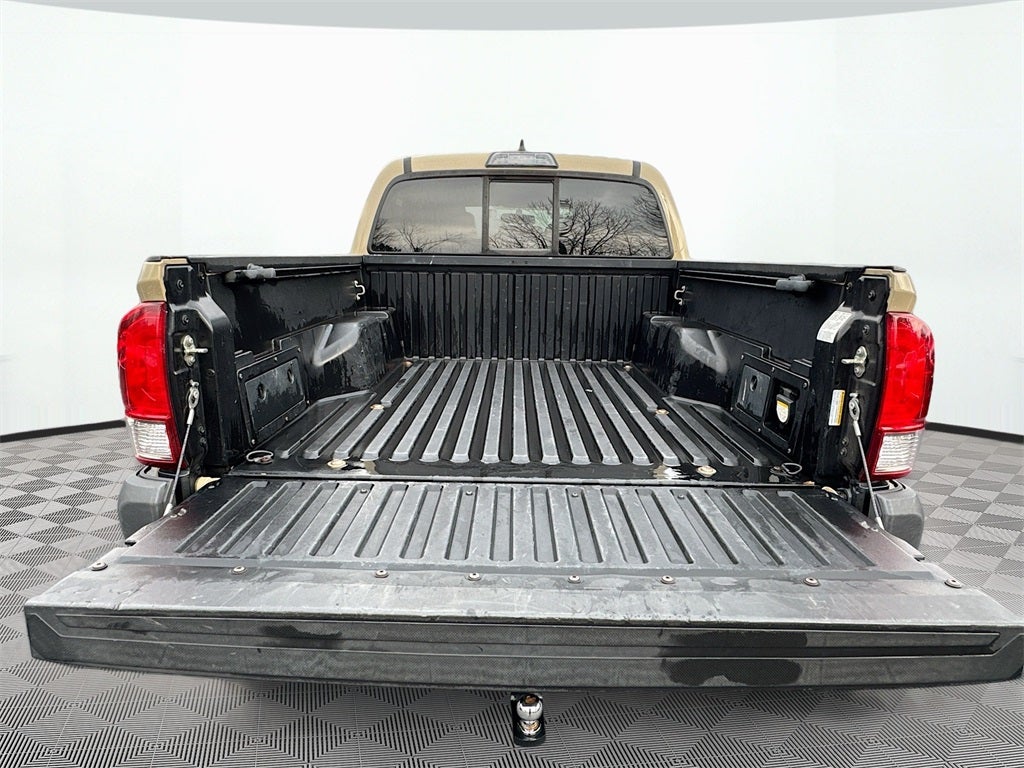 2016 Toyota Tacoma Base