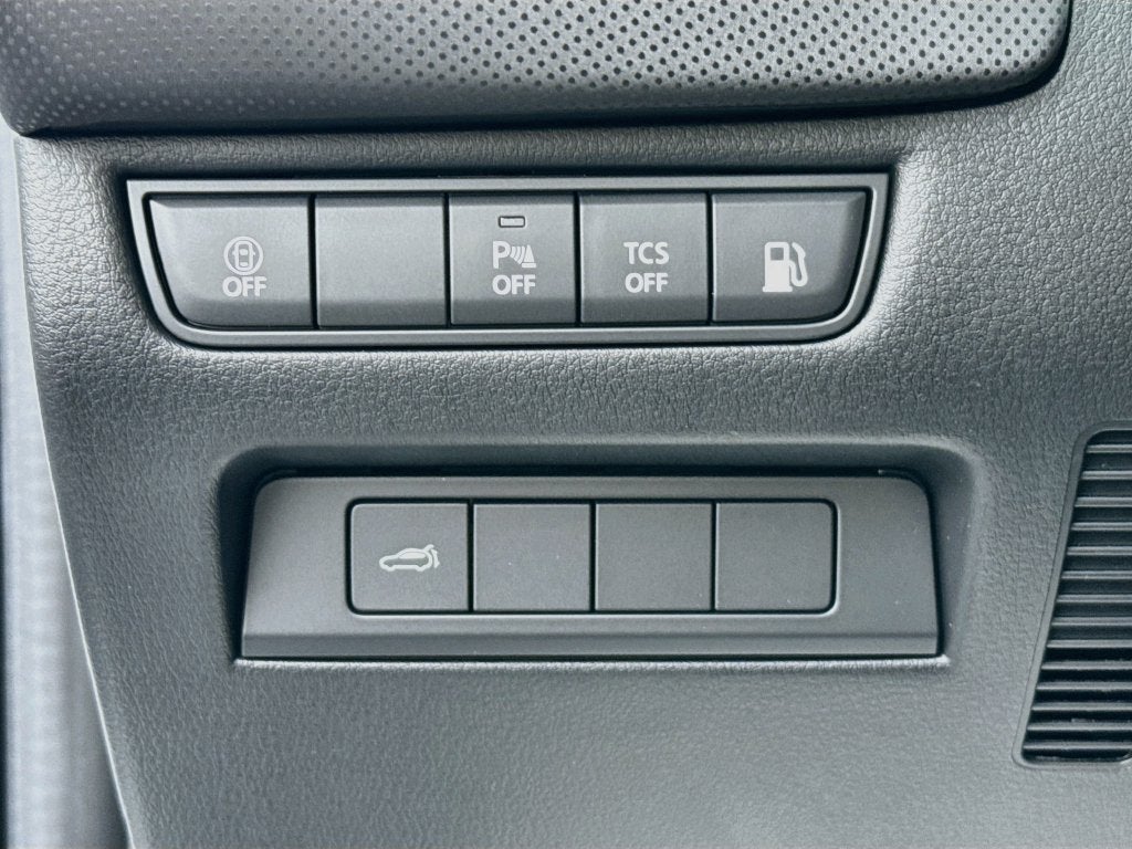 2026 Mazda Mazda CX-50 Hybrid Preferred AWD