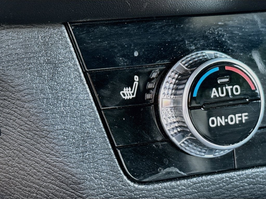 2023 Mitsubishi Outlander SE Black Edition