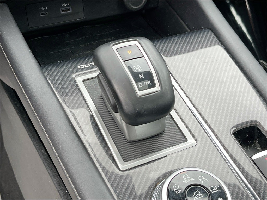 2023 Mitsubishi Outlander SE