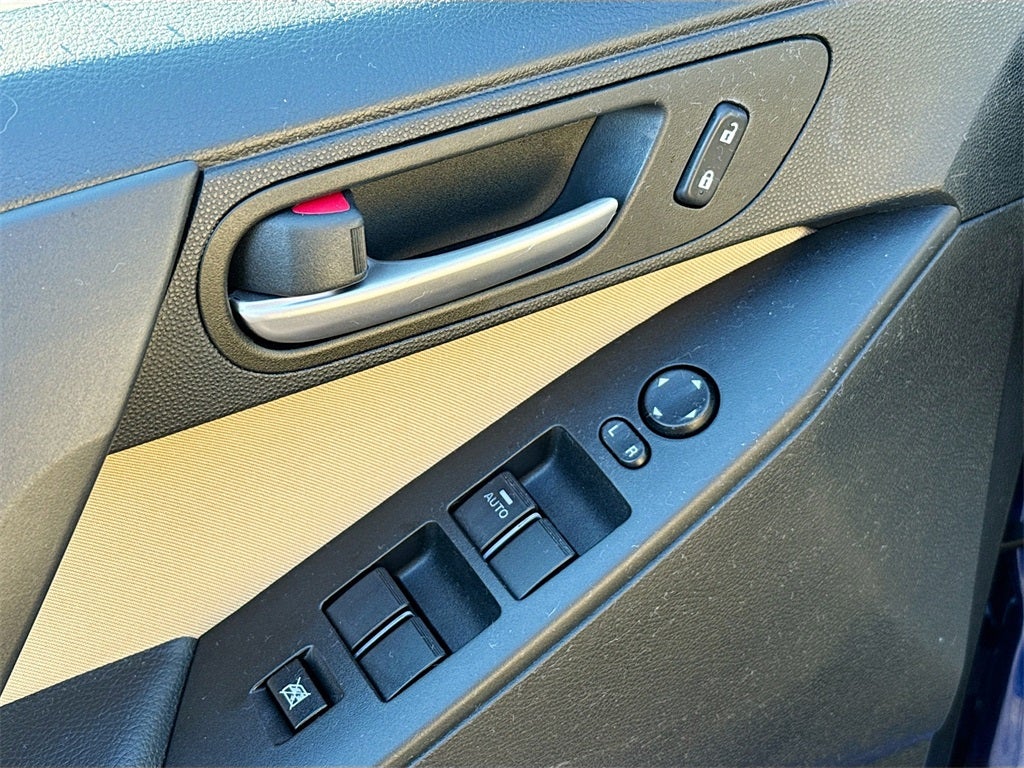 2013 Mazda Mazda3 i Touring