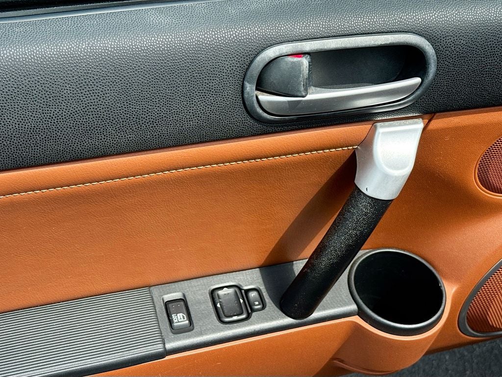 2006 Mazda Mazda Miata Base