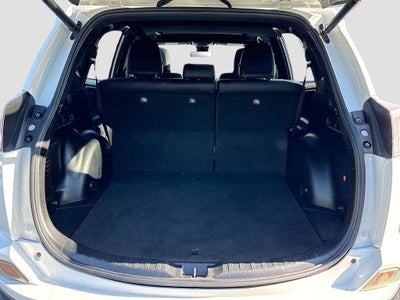 2016 Toyota RAV4 SE