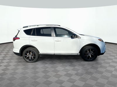 2016 Toyota RAV4 SE