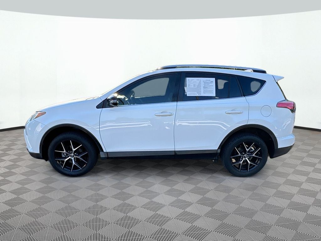 2016 Toyota RAV4 SE