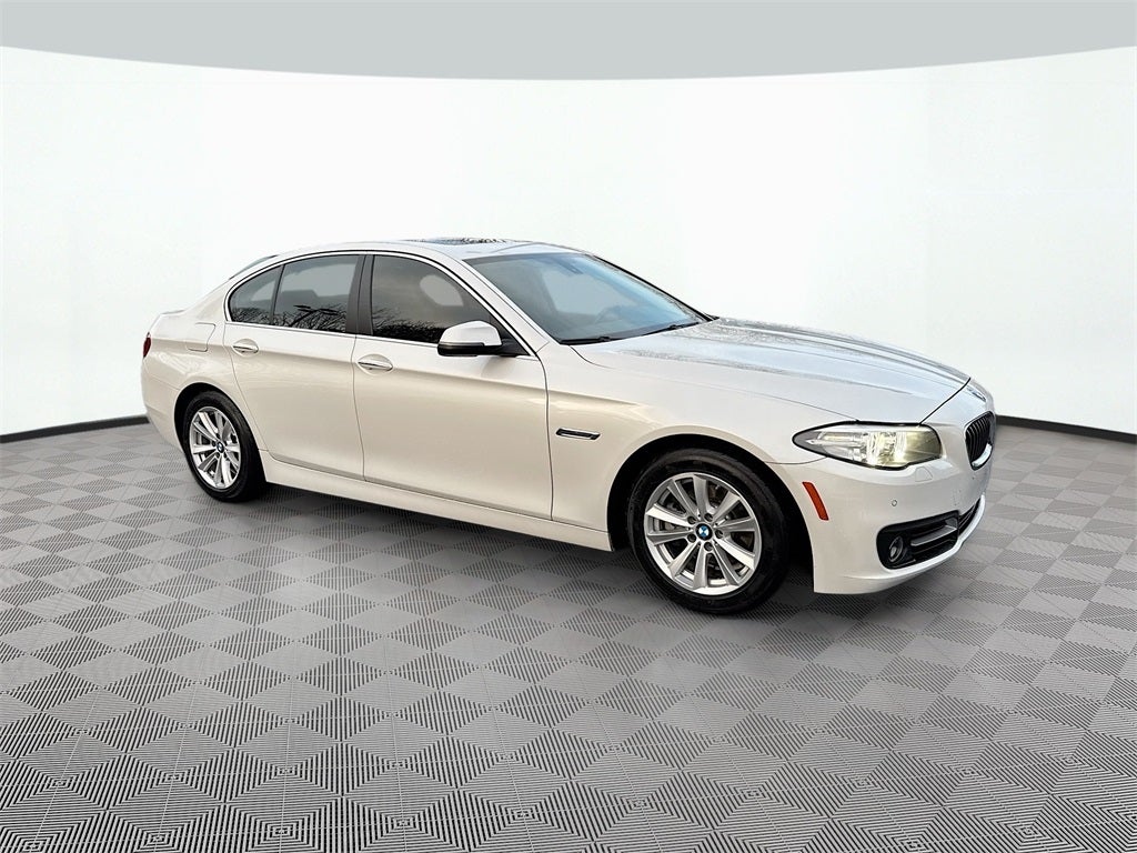 2016 BMW 5 Series 528i