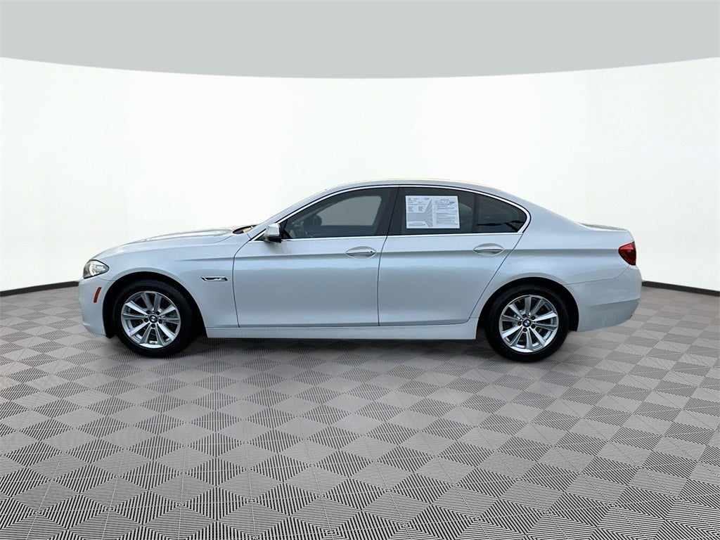 2016 BMW 5 Series 528i