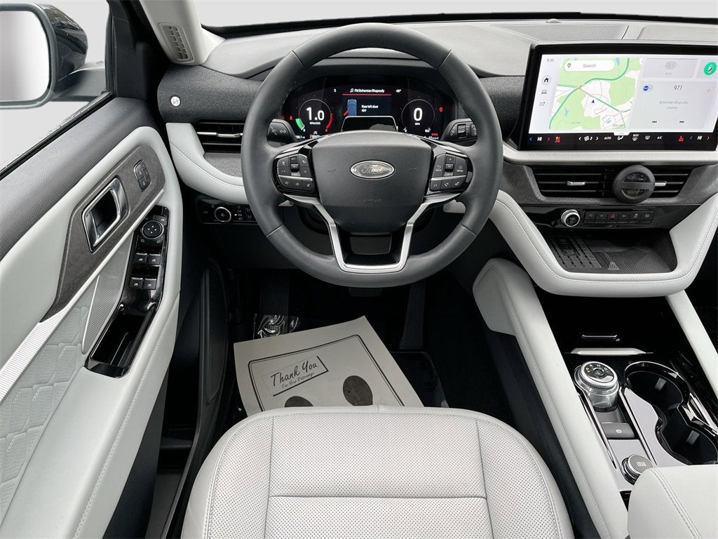 2025 Ford Explorer Platinum