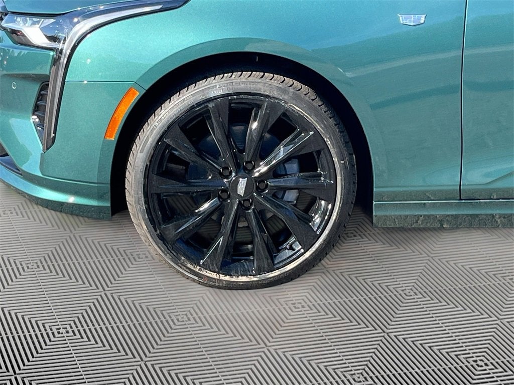 2025 Cadillac CT4 Premium Luxury