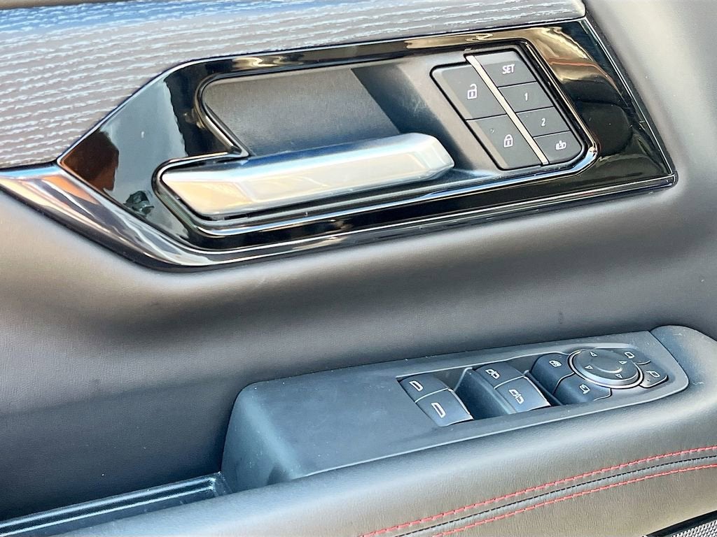 2025 GMC Yukon AT4 Ultimate