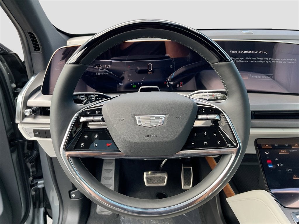 2026 Cadillac VISTIQ Luxury