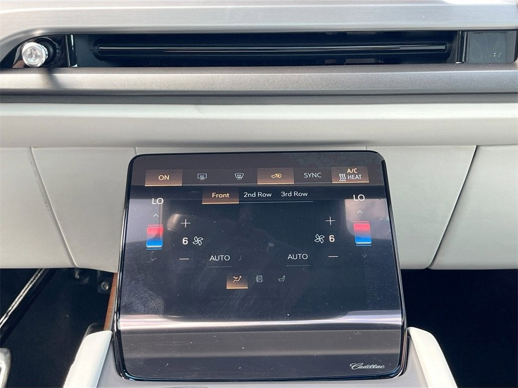 2026 Cadillac VISTIQ Luxury