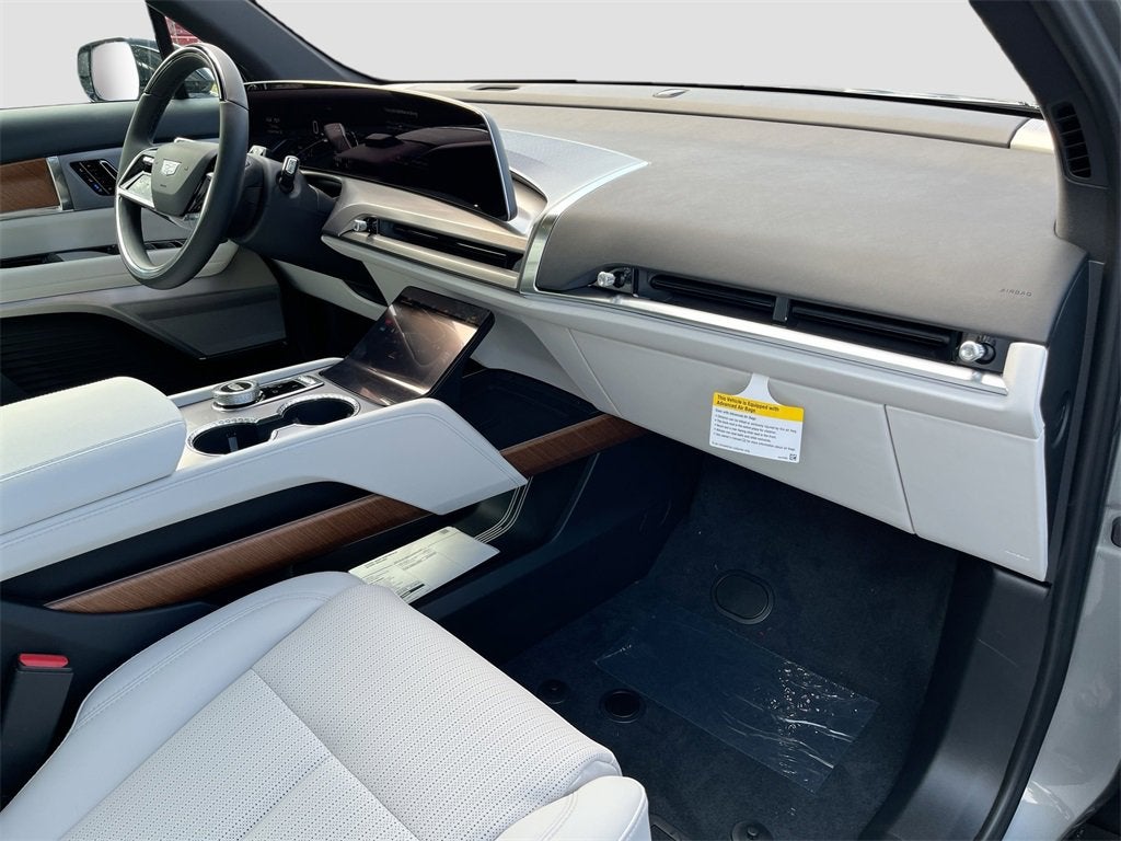 2026 Cadillac VISTIQ Luxury