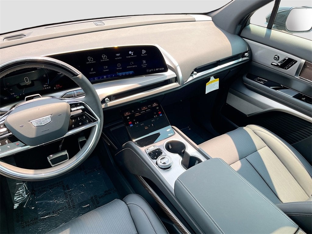 2026 Cadillac VISTIQ Luxury