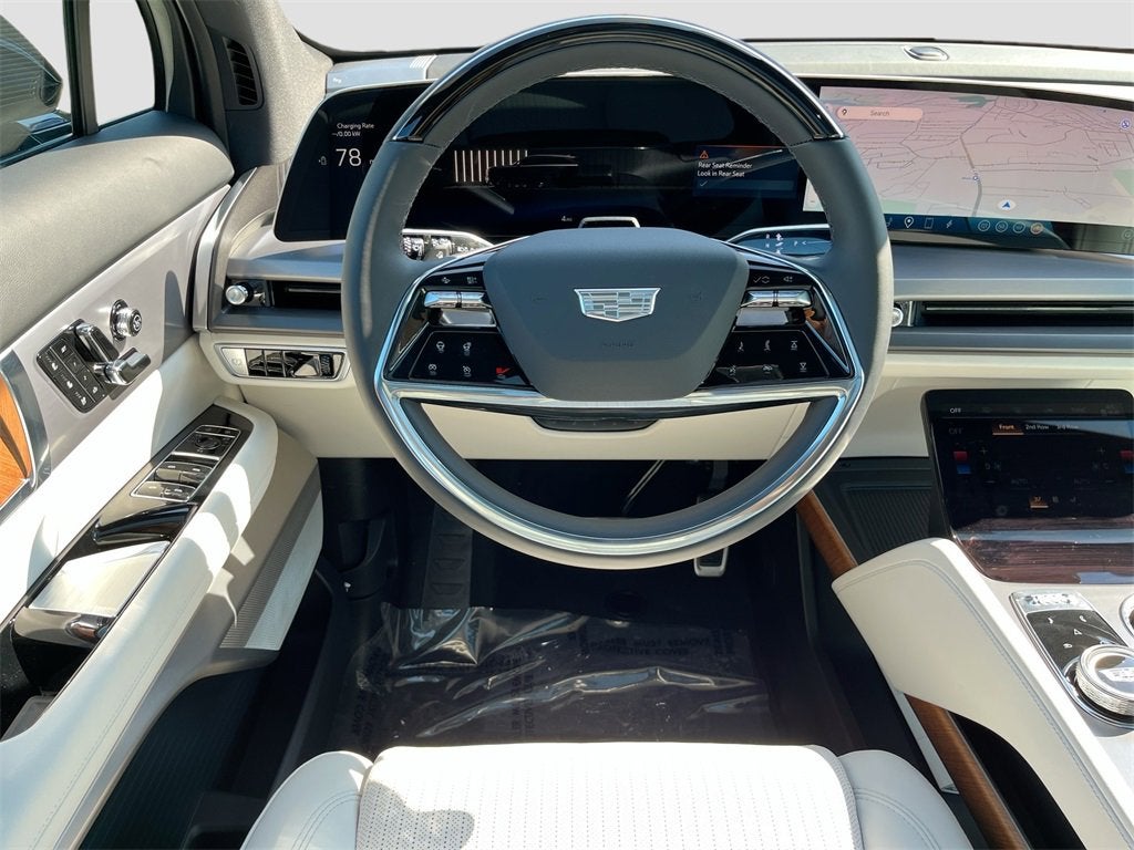 2026 Cadillac VISTIQ Luxury
