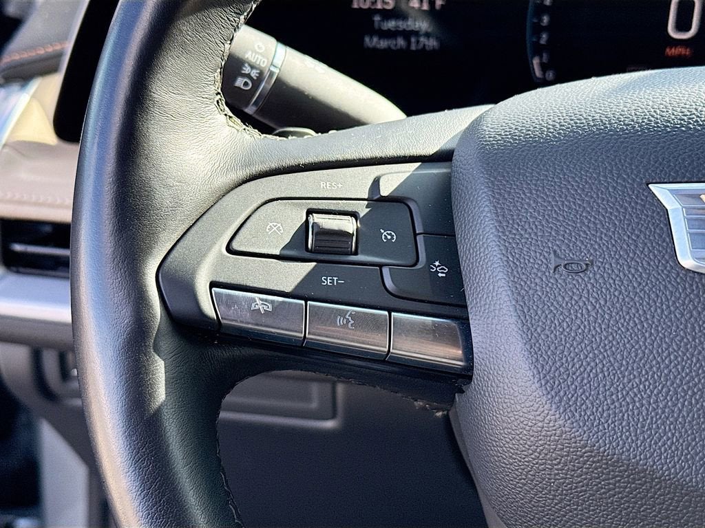 2025 Cadillac XT4 Premium Luxury