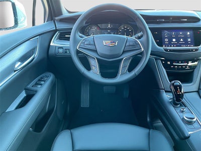 2026 Cadillac XT5 Luxury