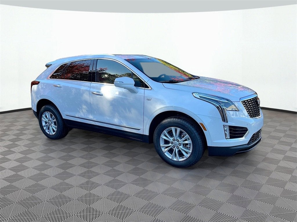 2026 Cadillac XT5 Luxury