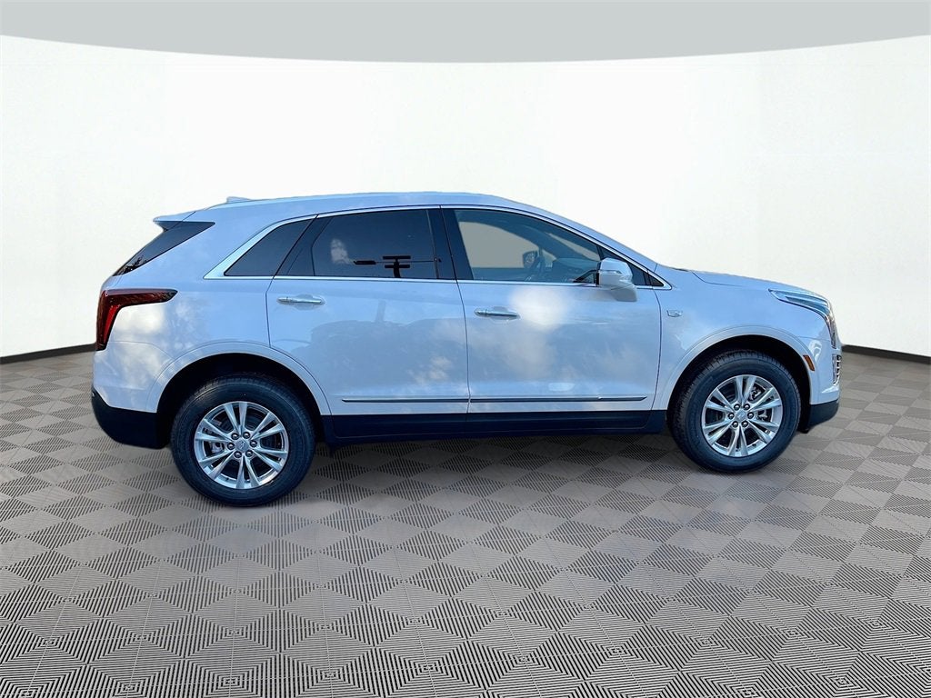 2026 Cadillac XT5 Luxury