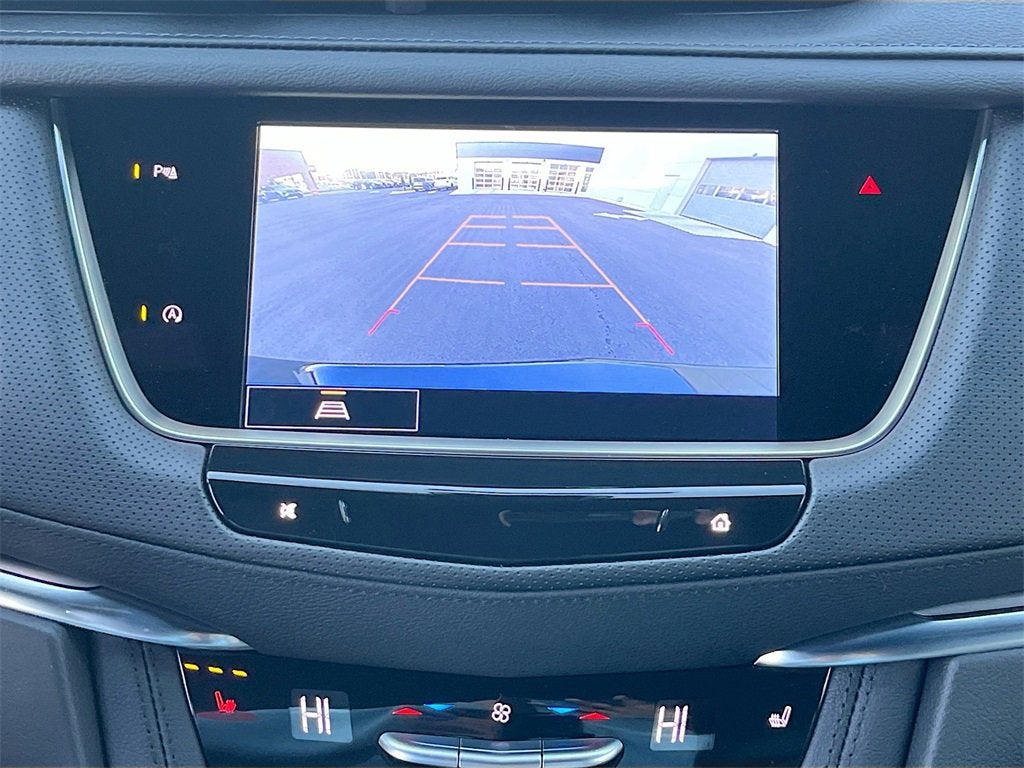 2025 Cadillac XT5 Luxury