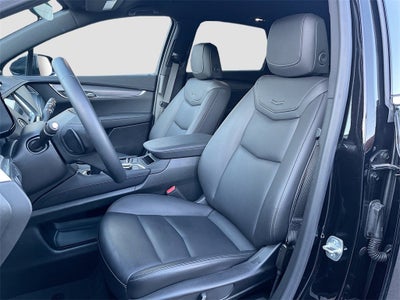 2025 Cadillac XT5 Luxury