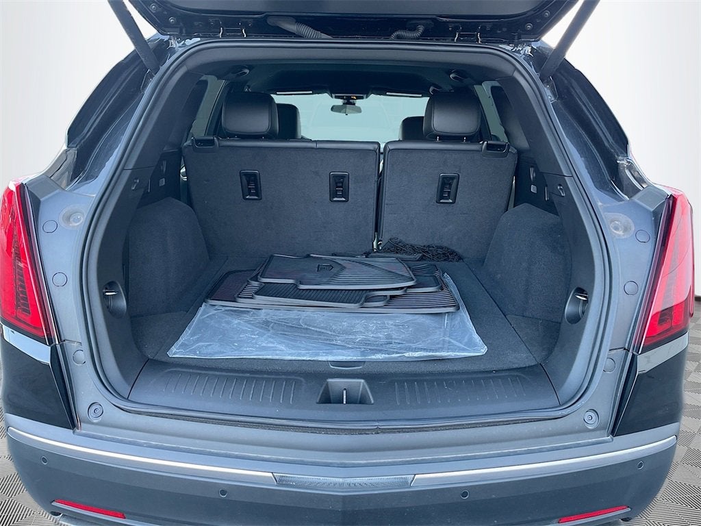 2025 Cadillac XT5 Luxury