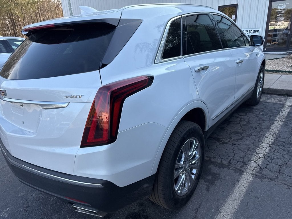 2023 Cadillac XT5 Luxury
