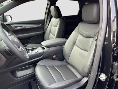 2025 Cadillac XT5 Luxury