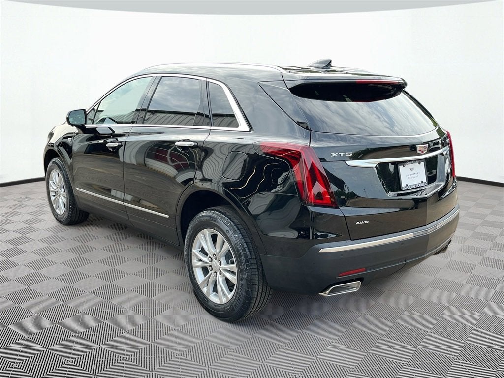 2025 Cadillac XT5 Luxury
