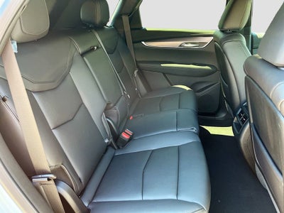 2025 Cadillac XT5 Luxury