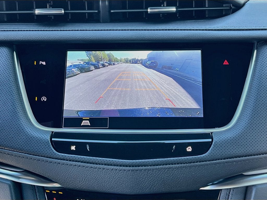 2026 Cadillac XT5 Luxury
