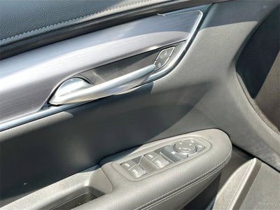 2025 Cadillac XT5 Luxury