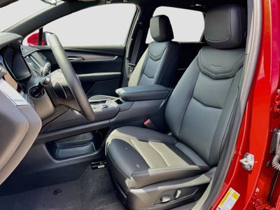 2026 Cadillac XT5 Luxury