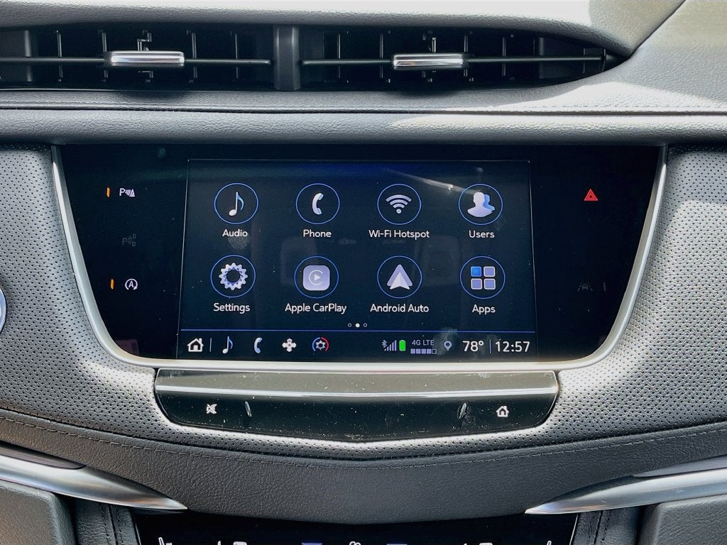 2026 Cadillac XT5 Luxury