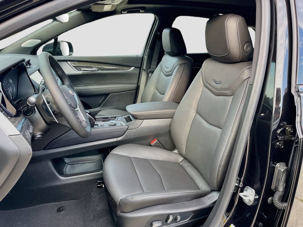 2026 Cadillac XT5 Sport