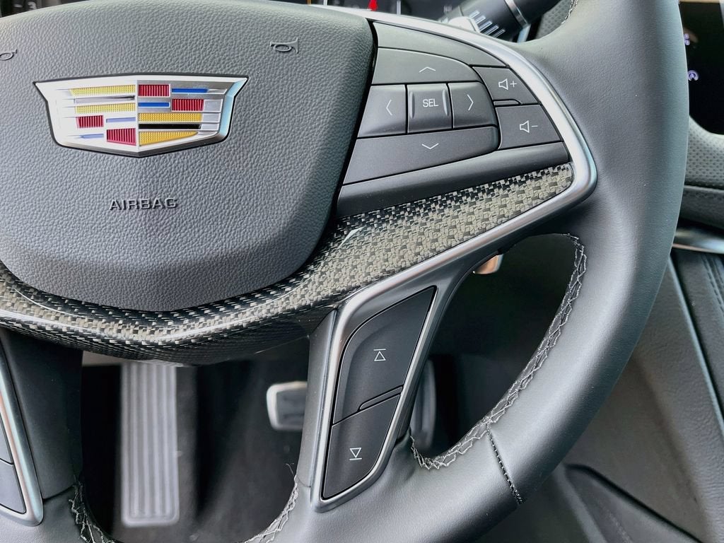 2026 Cadillac XT5 Sport