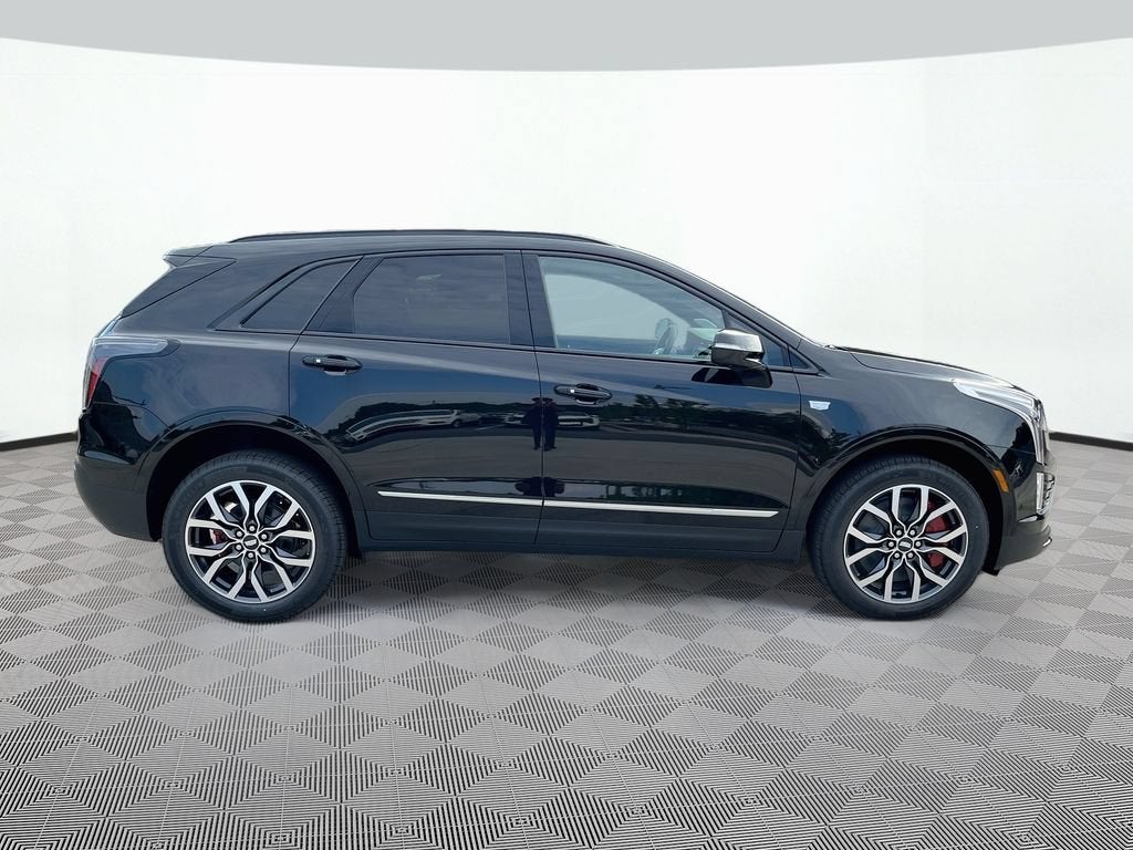 2026 Cadillac XT5 Sport