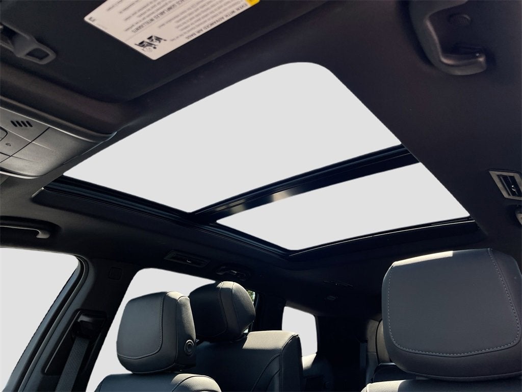 2025 Cadillac XT6 Luxury