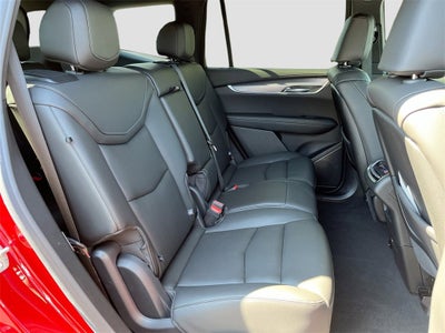 2025 Cadillac XT6 Luxury