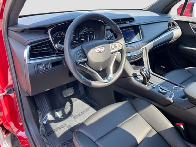 2025 Cadillac XT6 Luxury