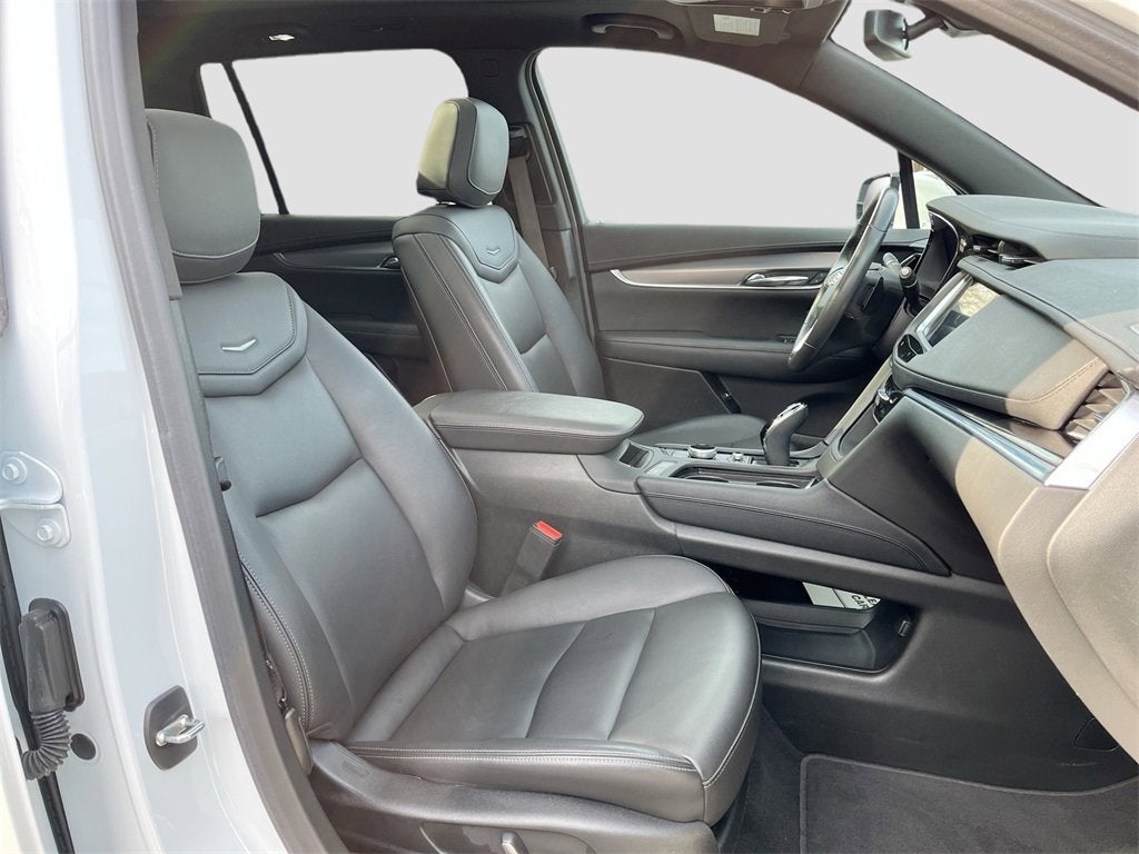 2024 Cadillac XT6 Luxury