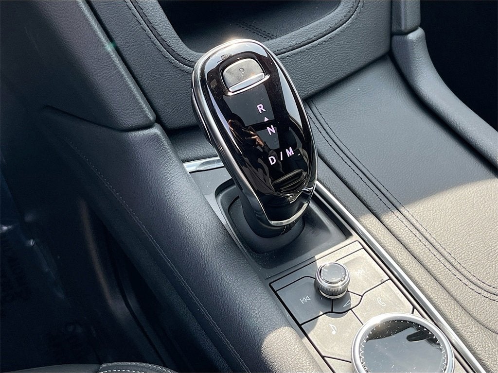 2025 Cadillac XT6 Luxury