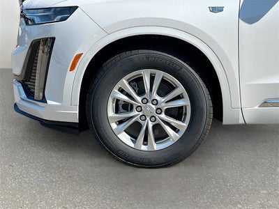 2025 Cadillac XT6 Luxury