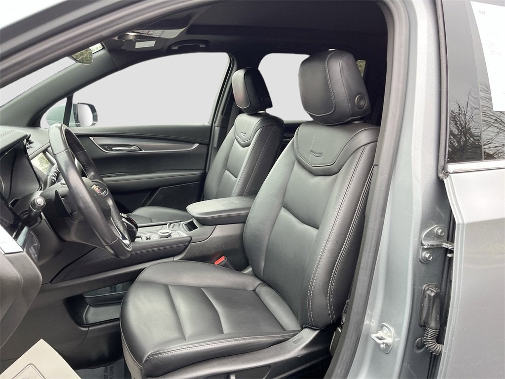 2024 Cadillac XT6 Luxury