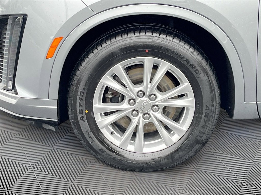 2024 Cadillac XT6 Luxury