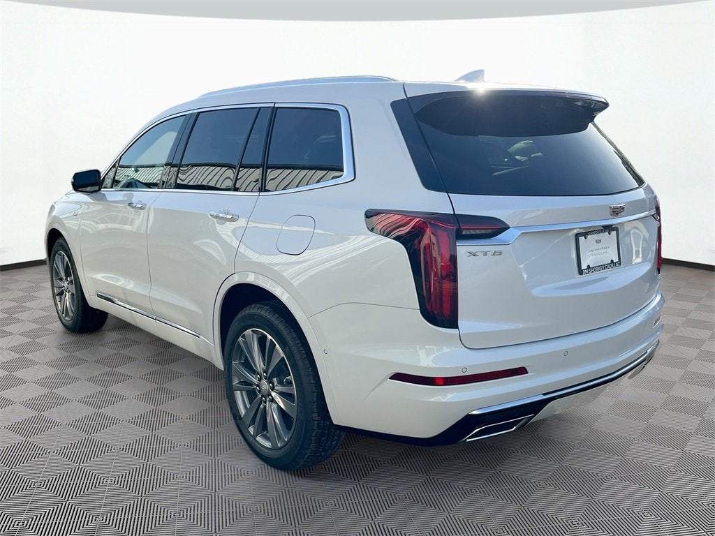 2025 Cadillac XT6 Premium Luxury